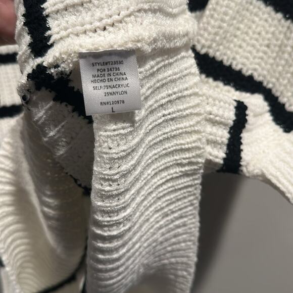 Entro Large Stripe Knit Cap Short Sleeve Sweater Top - Picture 9 of 10